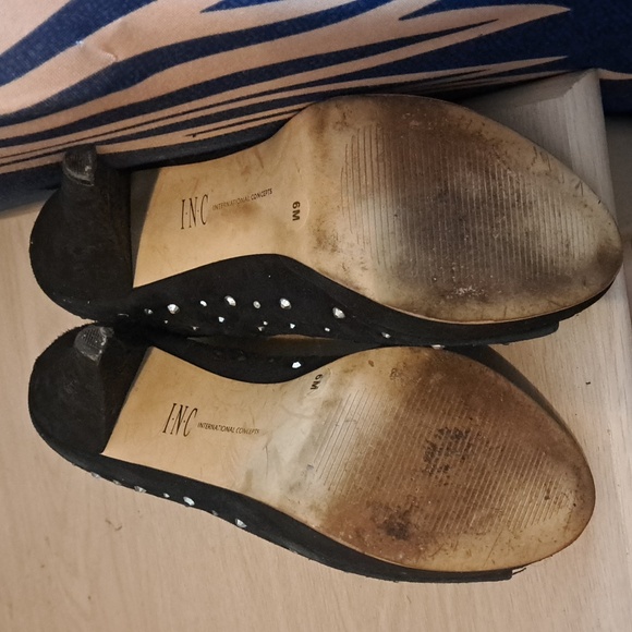 INC BOOTIES - Picture 6 of 8